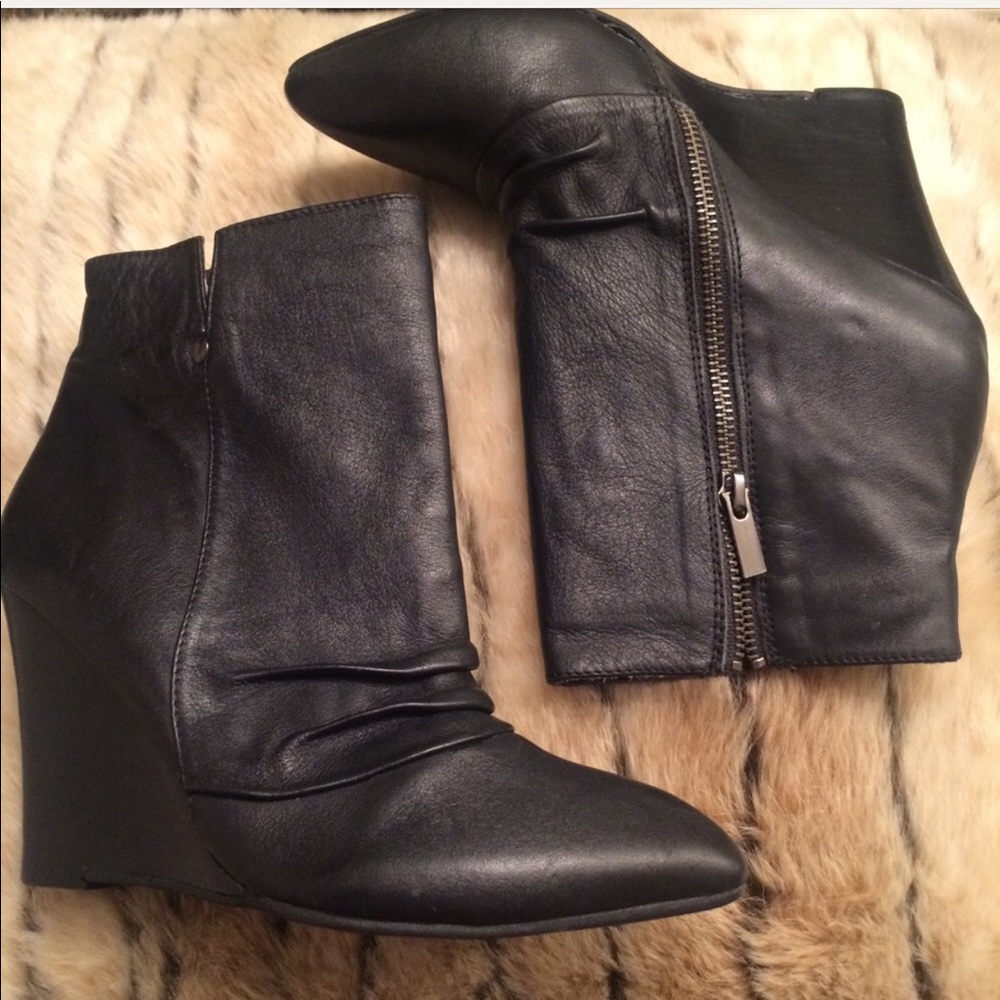 Kristin Cavallari by CL Candice Bootie 7.5